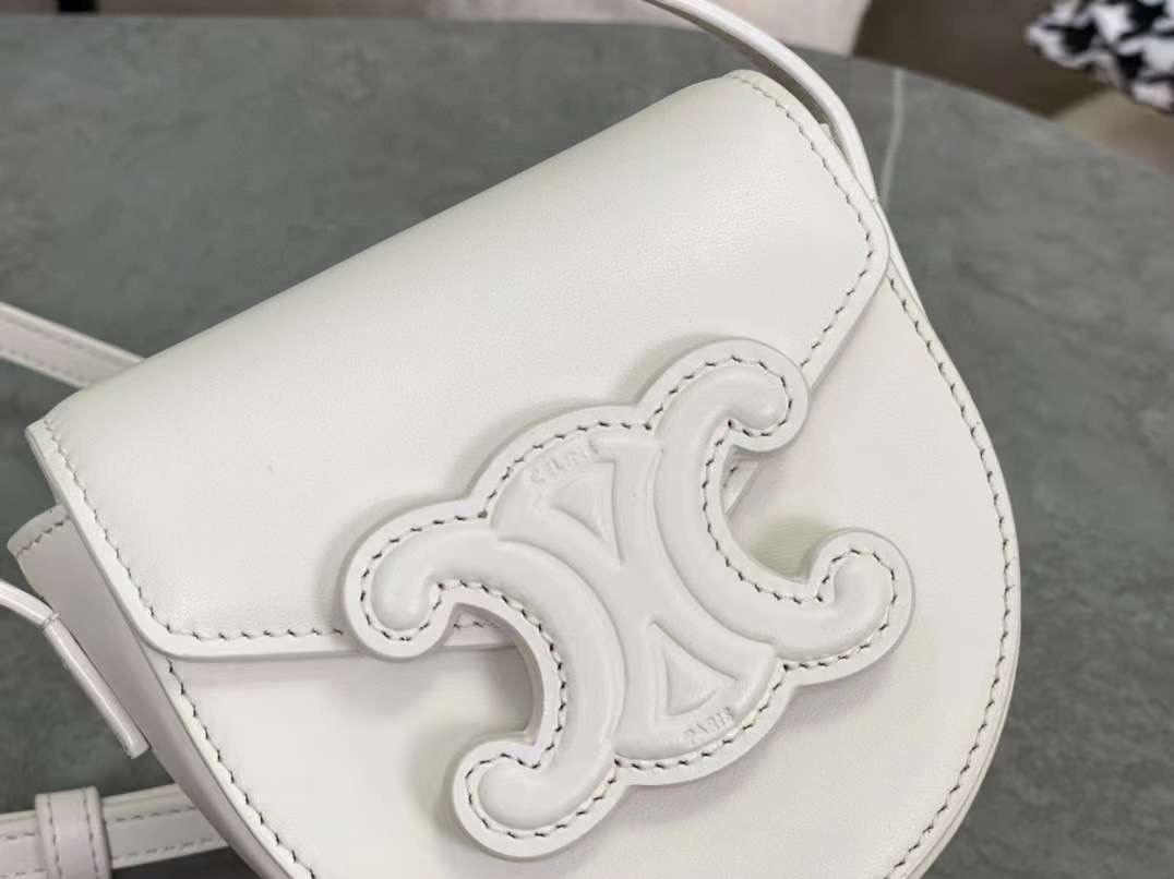 셀린느 트리오페 카프스킨 폴코백