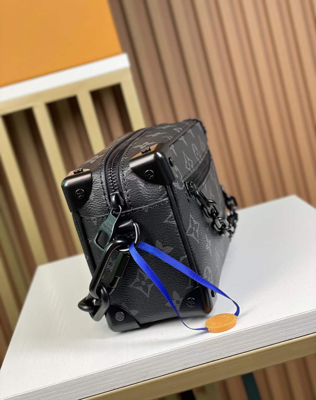 루이 미니 Soft Trunk 모노그램 남자가방