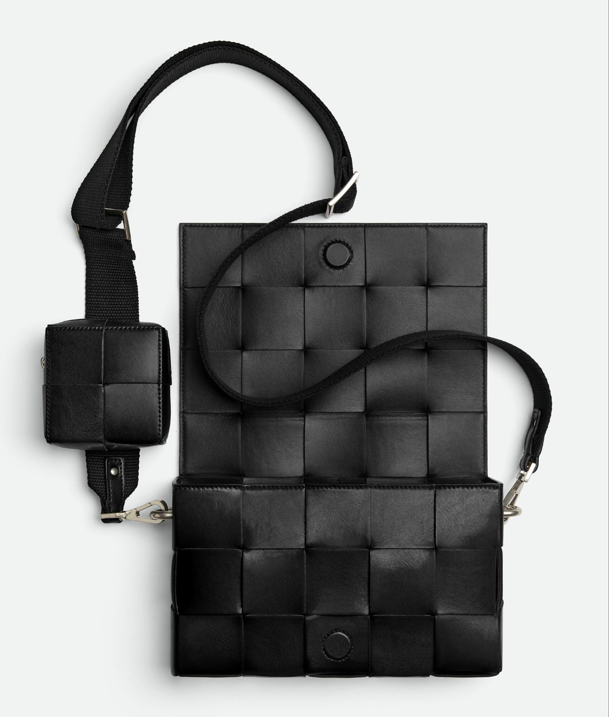 보테가 남성 Cassette With Versatile Strap