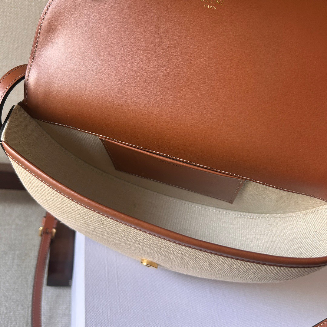 셀린느 BESACE CUIR TRIOMPHE