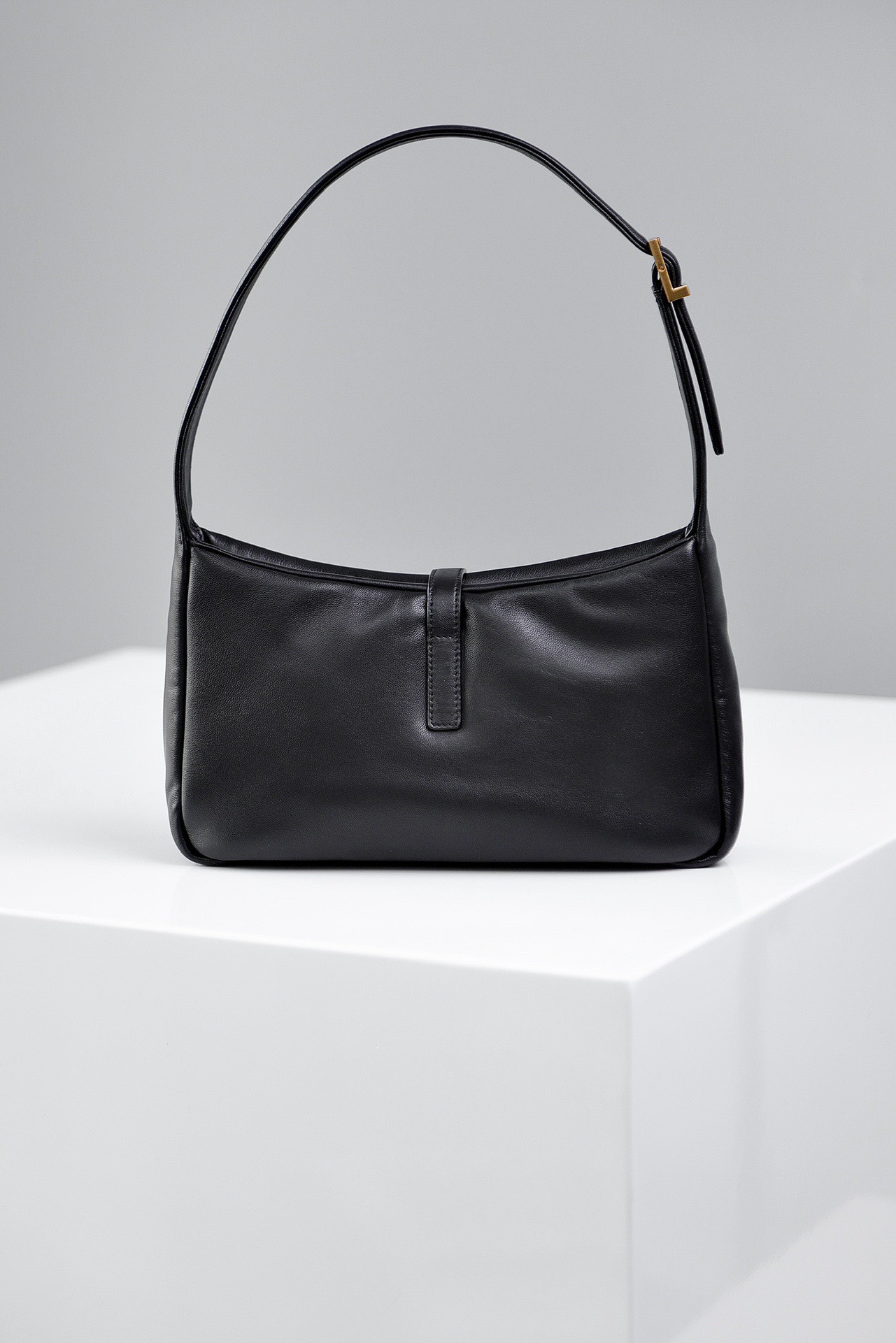 입생로랑 호보 여성 숄더백