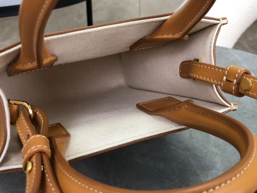 셀린느 MINI TOTE 여성 가방