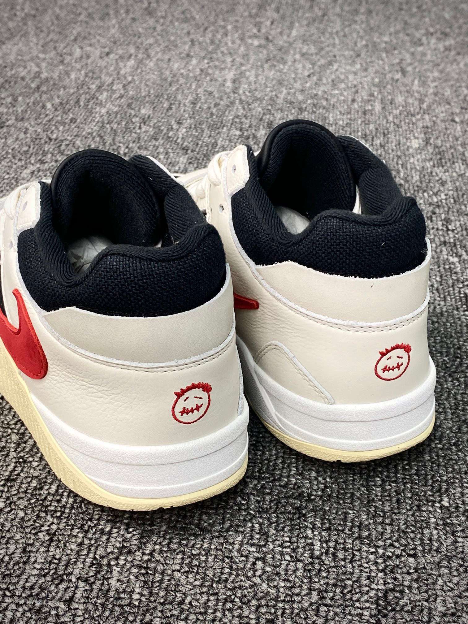 Travis Scott X Nike Jordan 남녀공용 스니커즈