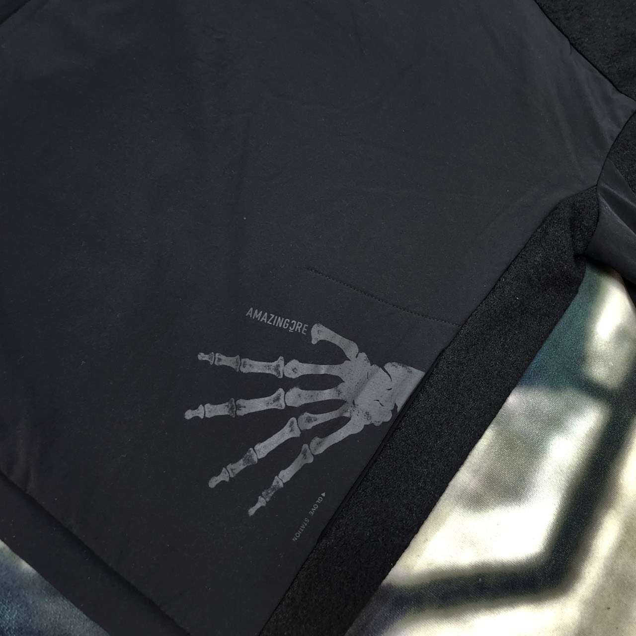 AMAZINGCRE FLUFFY TECH 남성 골프 상의