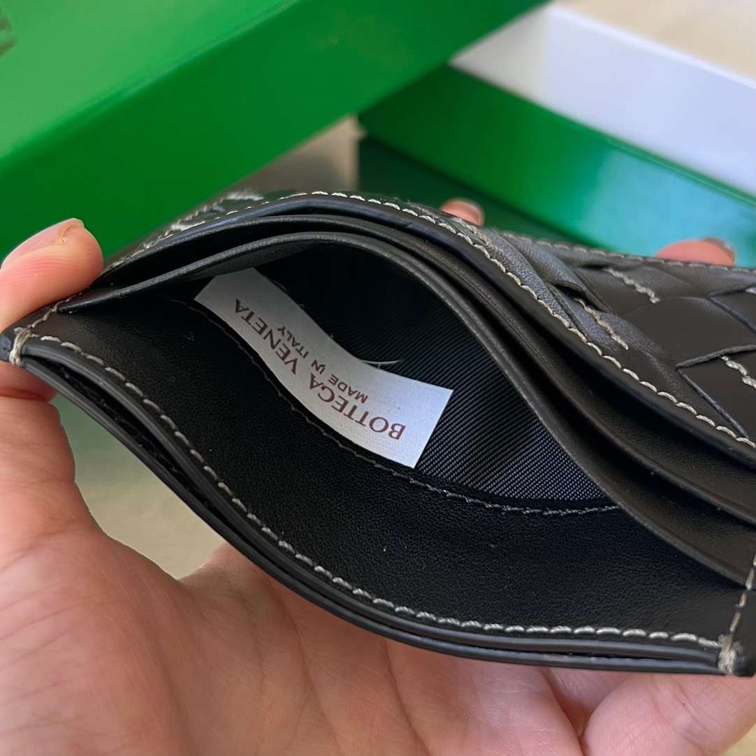 보테가 블랙 인트레치아토 카드 지갑