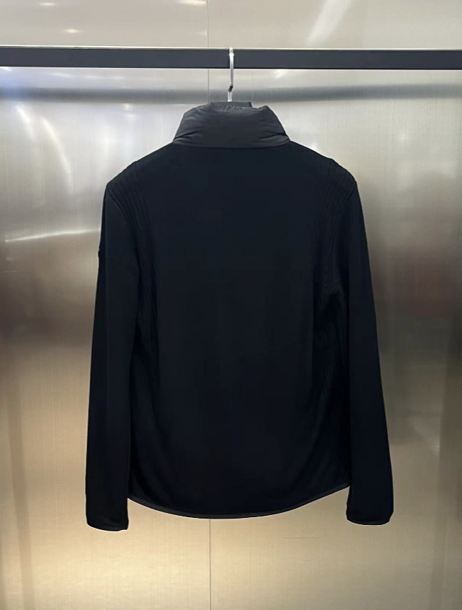 몽클레르 남자 상의