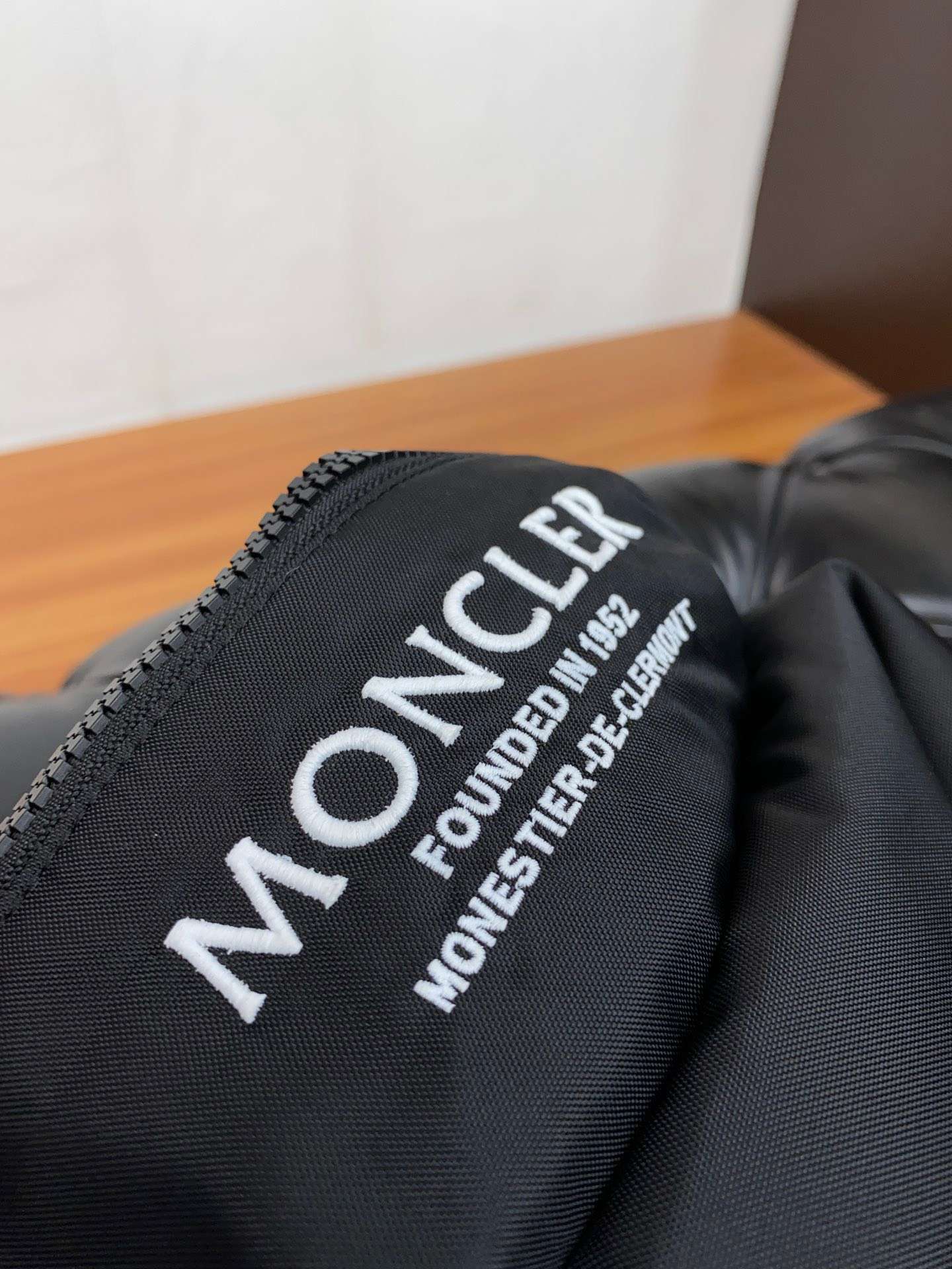 몽클레르 PEUPLIER 남성 패딩