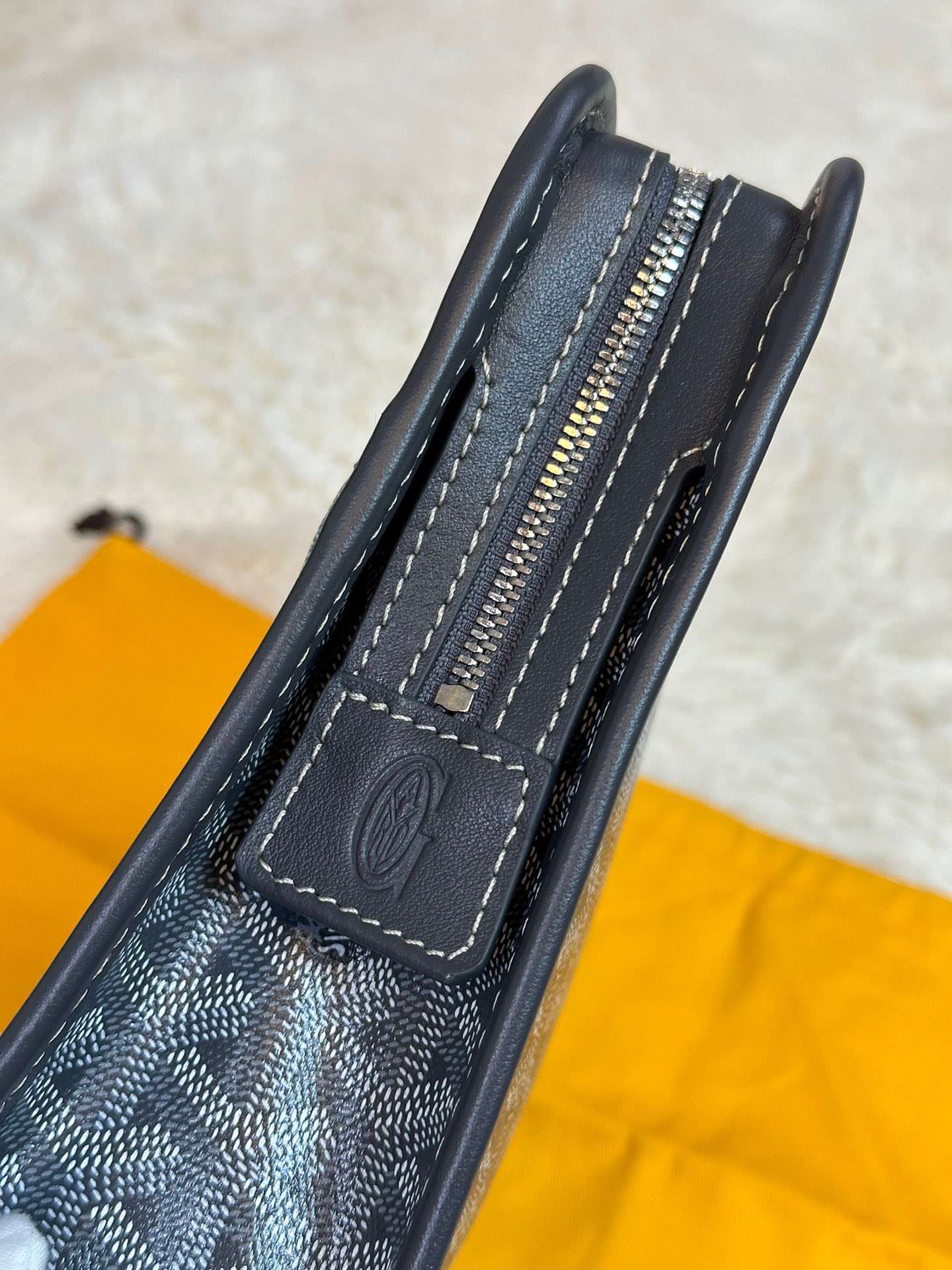 고야드 쥬방스 클러치