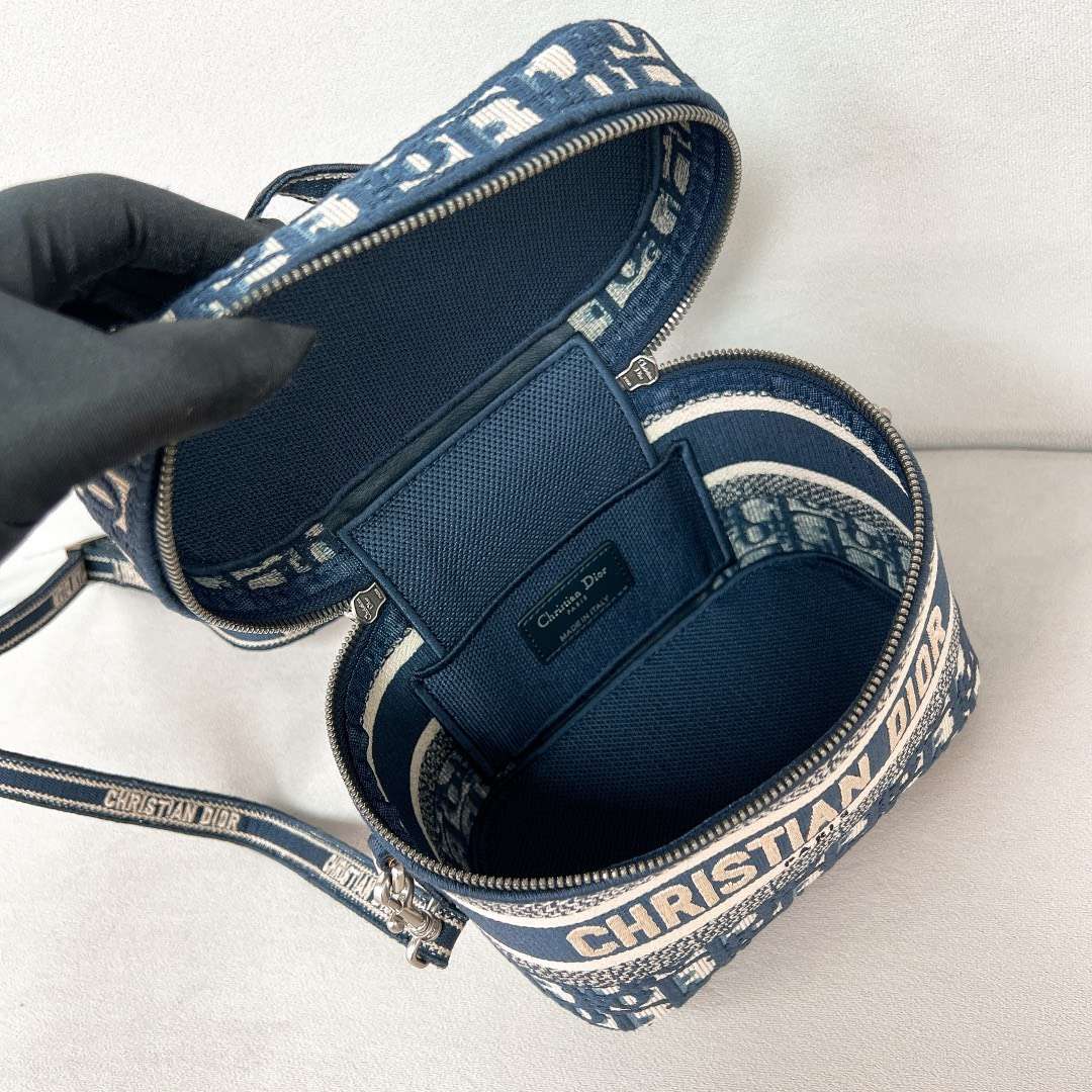 디올 TRAVEL VANITY 여성 미니백