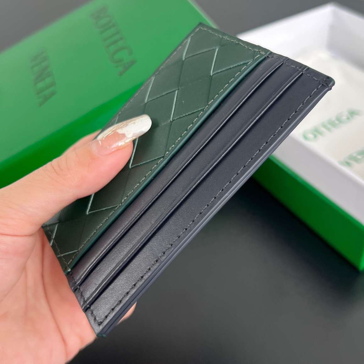 보테가 Intrecciato 카드 지갑 (2컬러)