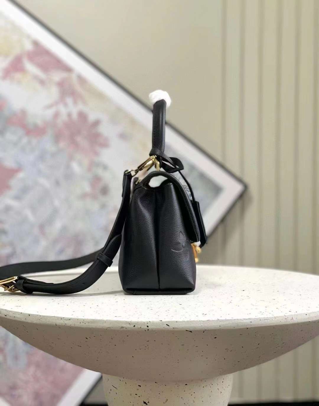 루이비통 마들렌 여성 크로스백