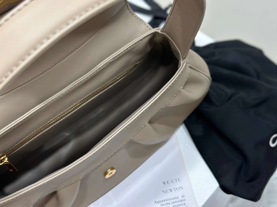 셀린느 POLLY 여성 숄더백