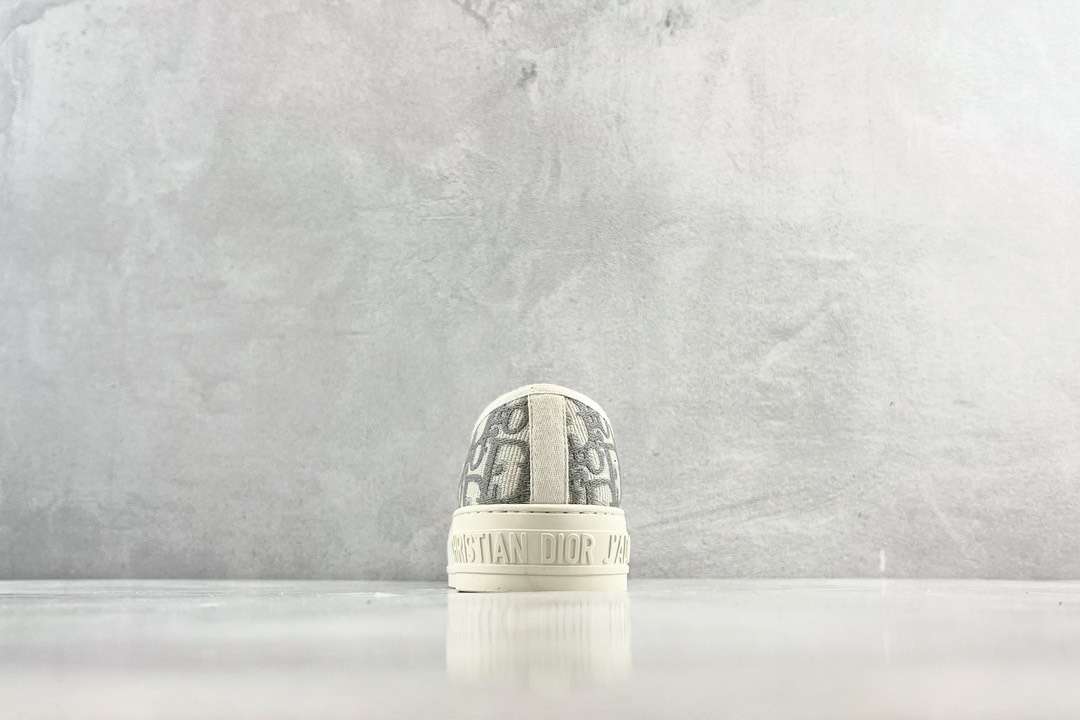 디올 오블리크 여성 스니커즈