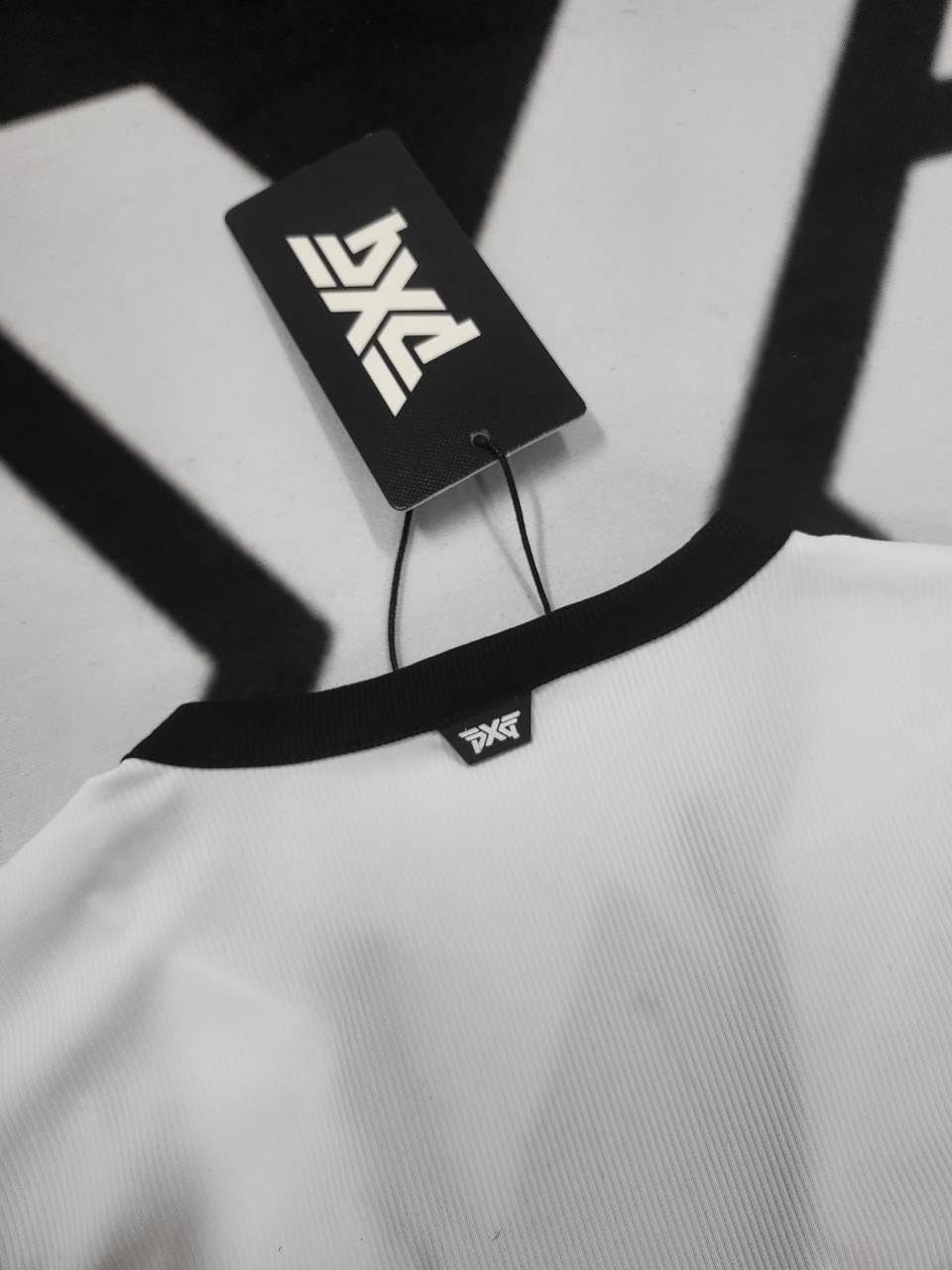 PXG Sleeveless Cross-Body Stripe 여성 골프 상의