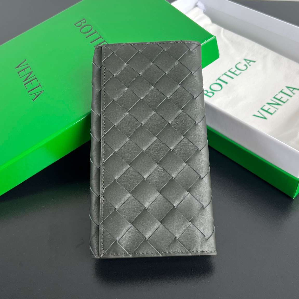 보테가 Classic BV Wallet 남자 장지갑 (2컬러)