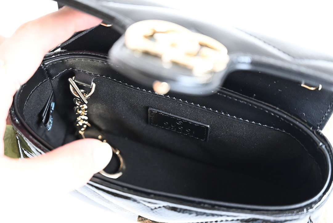 구찌 GG MARMONT 여성 크로스백