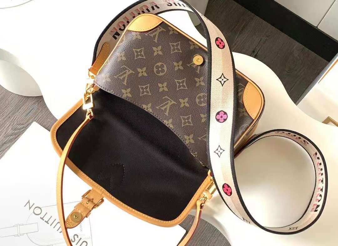 루이비통 디이앤 여성 숄더백