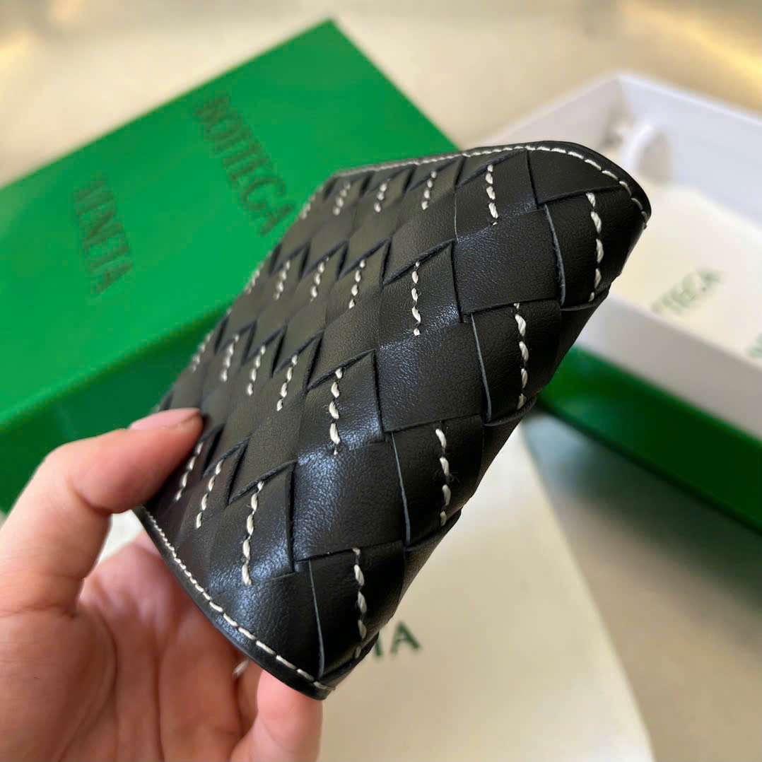 보테가 인트레치아토 남성 반지갑