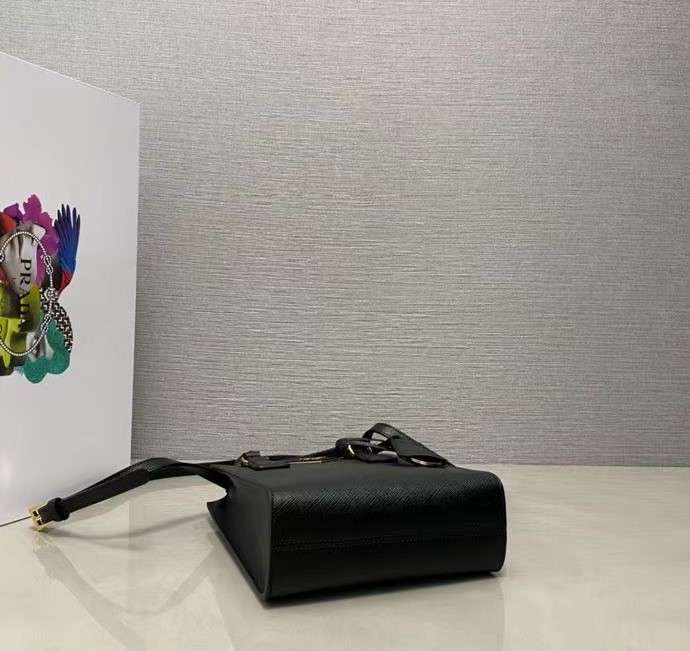 프라다 사피아노 여성 크로스백