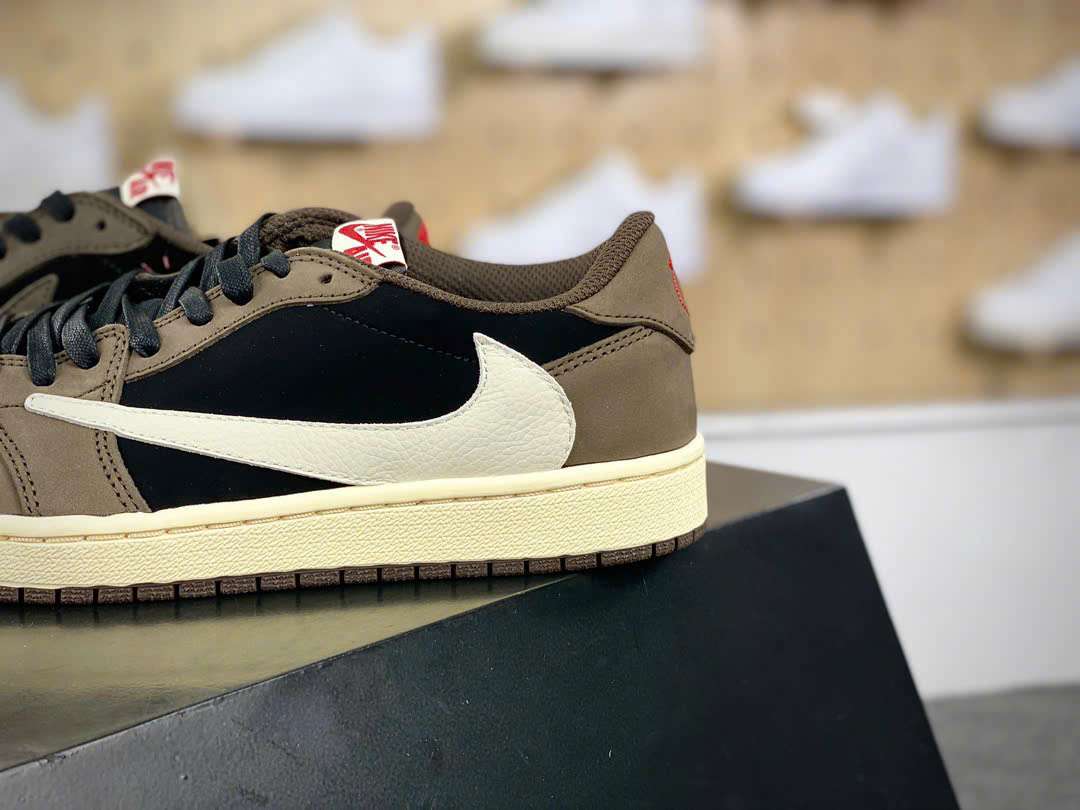 나이키 RETRO LOW OG CACTUS JACK 남여공용 스니커즈 (A급/프리미엄급)