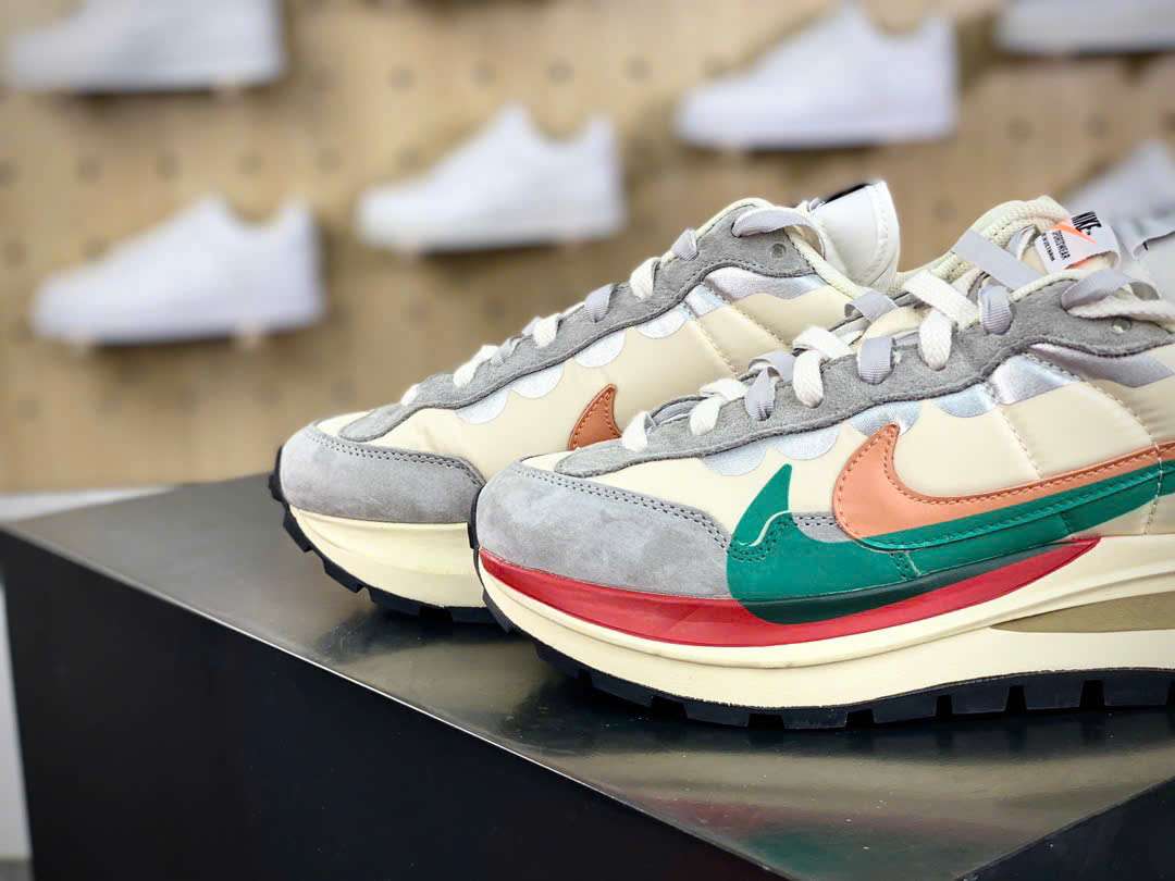 SACAI X NIKE VAPORWAFFLE 3.0 남여공용 스니커즈 (A급/프리미엄급)