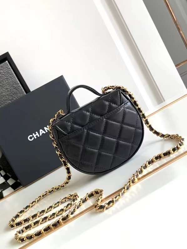 샤넬 램스킨 탑핸들 체인 미니백