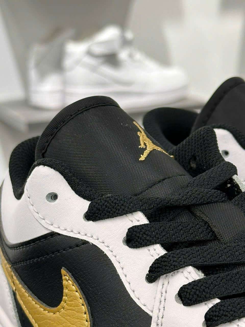 나이키 AIR JORDAN 1 LOW 남여공용 신발 (A급/프리미엄급)