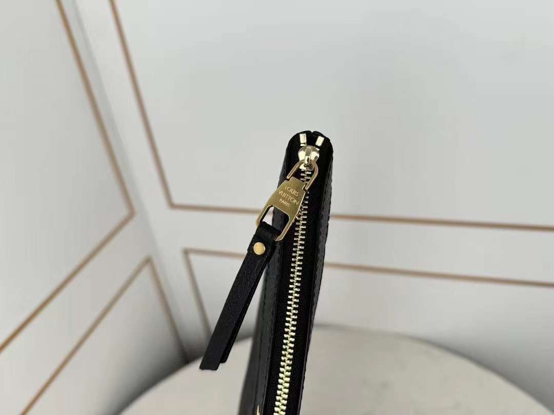 루이비통 가죽 데일리 남성 클러치백