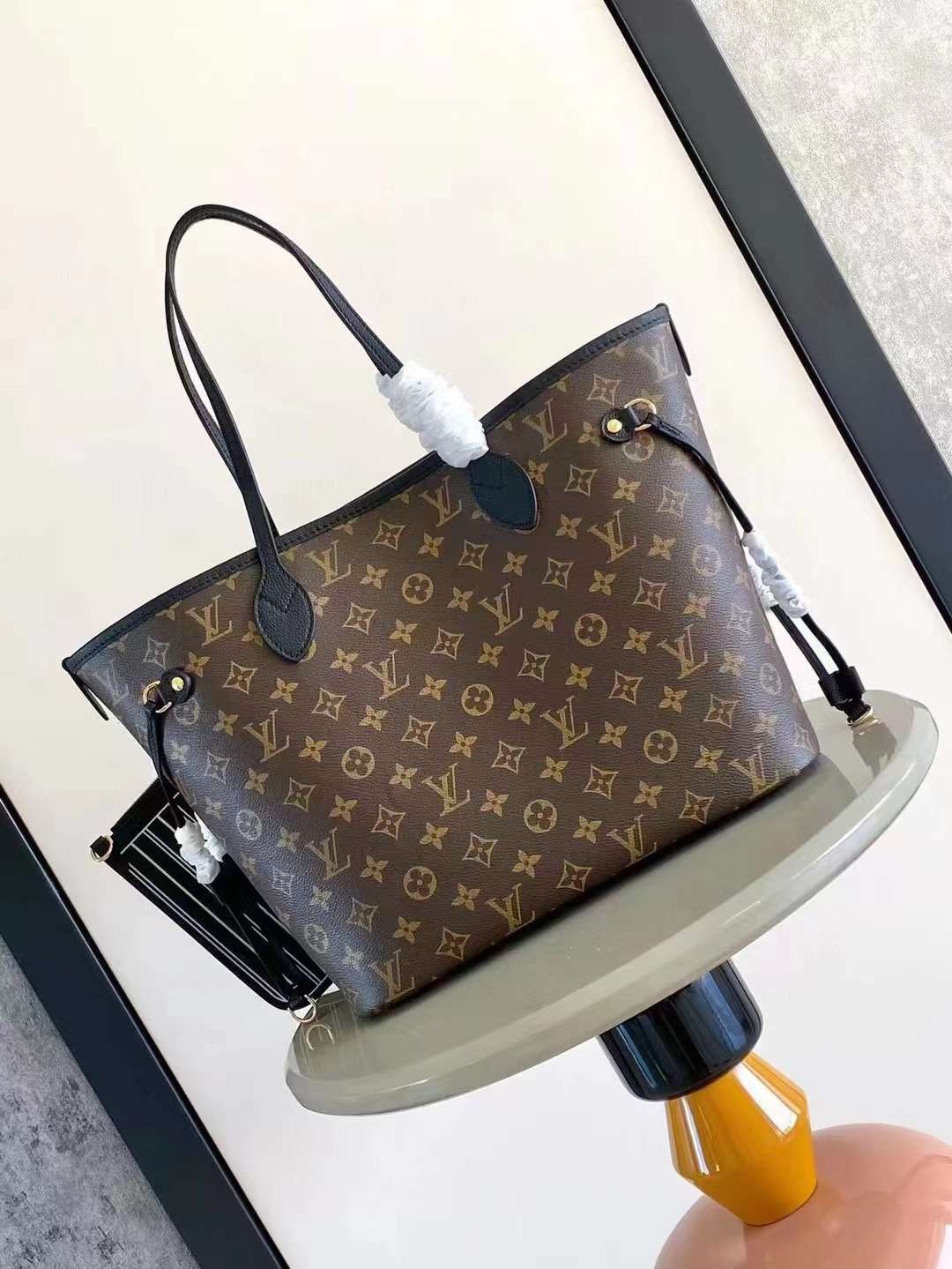 루이비통 Neverfull Inside Out MM 여성 가방