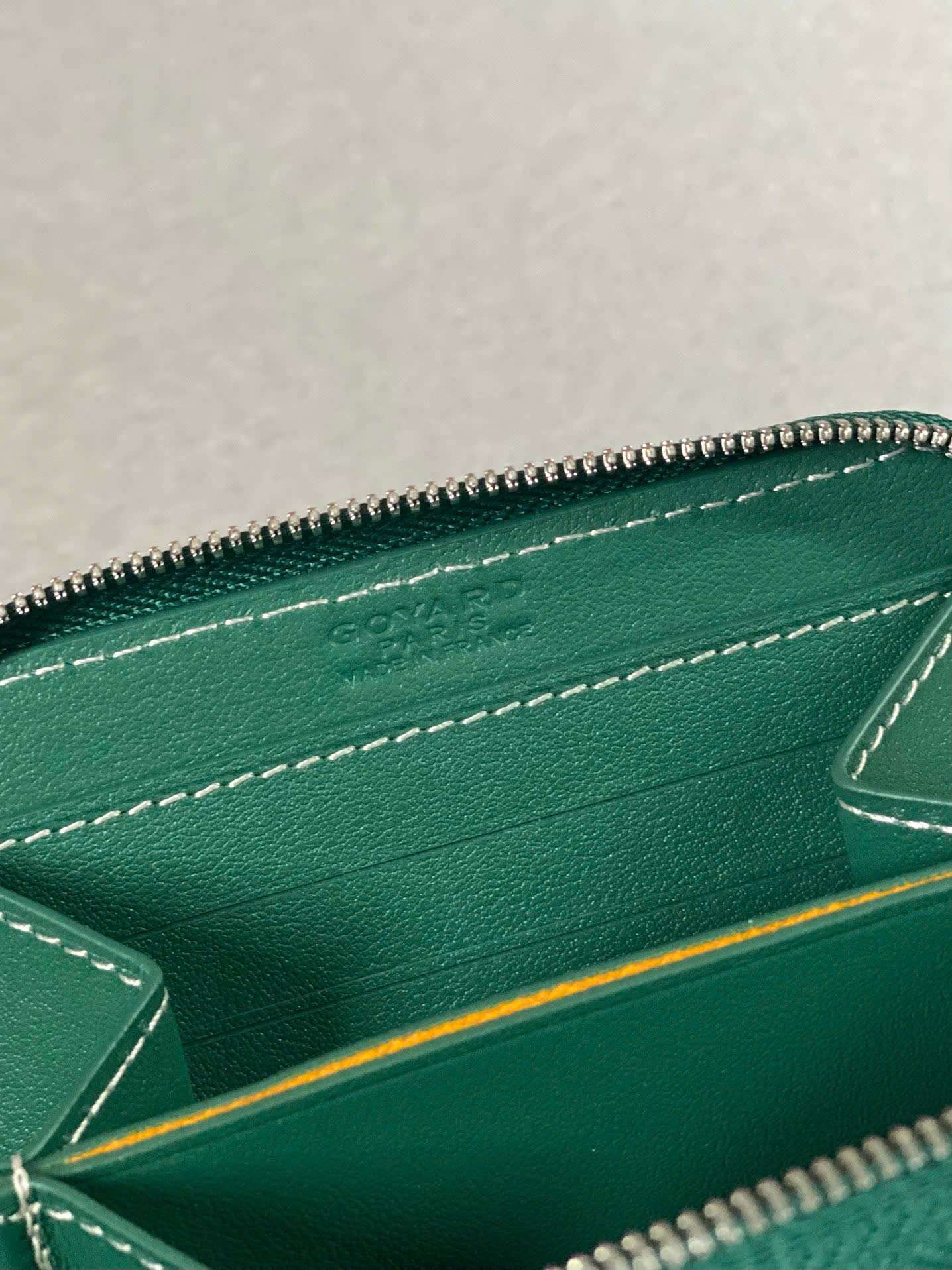 고야드 Matignon PM 여성 지갑