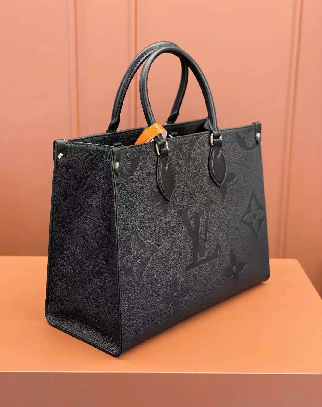 루이비통 카바스 온더고 MM 여성 토트백