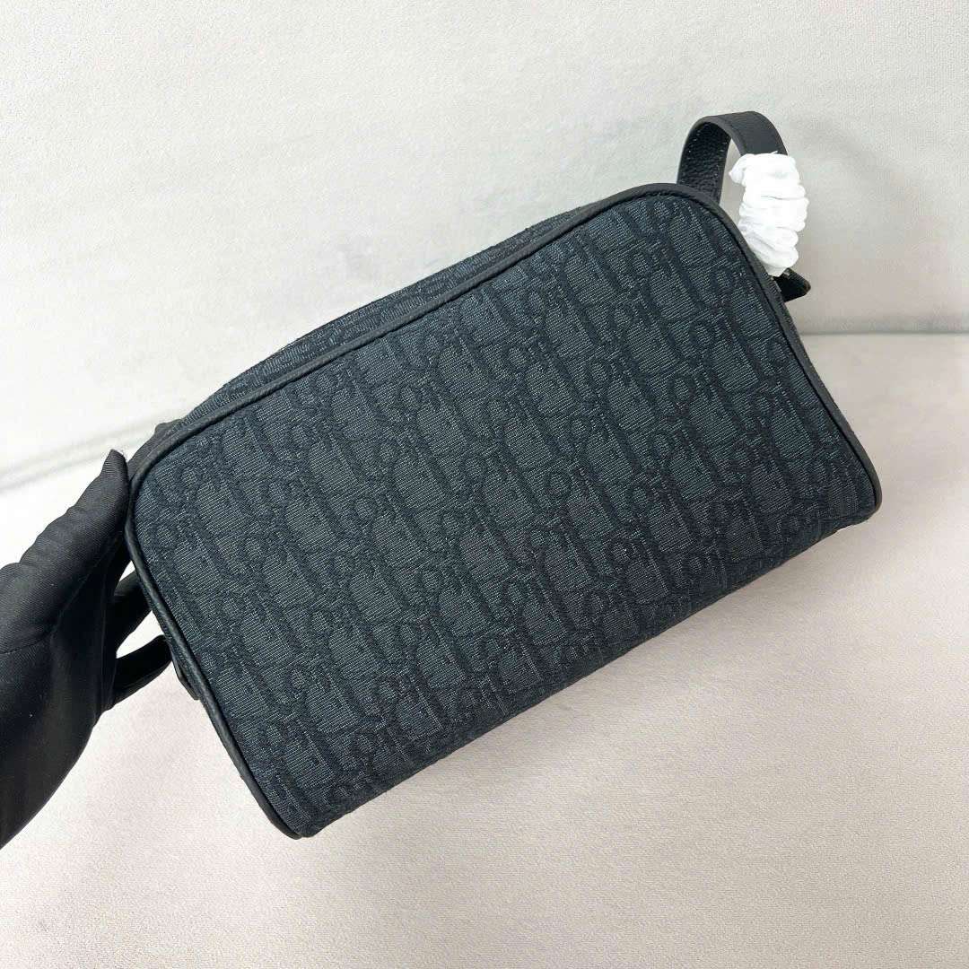 디올 Canvas Oblique 남여공용 파우치