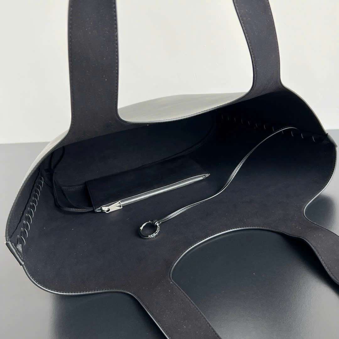 보테가 Medium Creek 남여공용 토트백