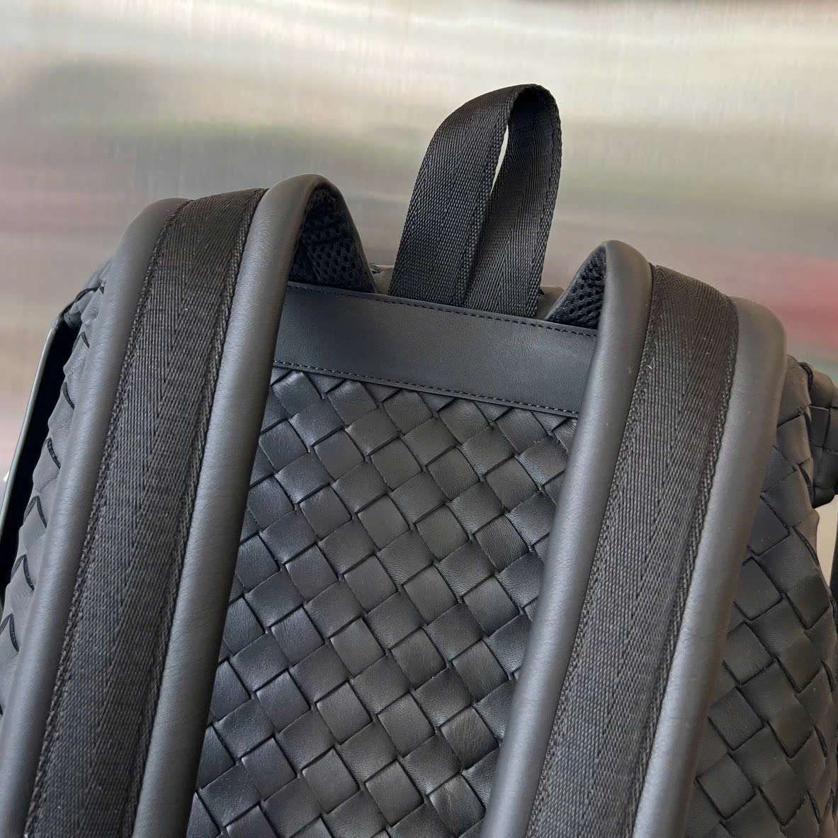 보테가 Hidrology Intrecciato 남성 가방