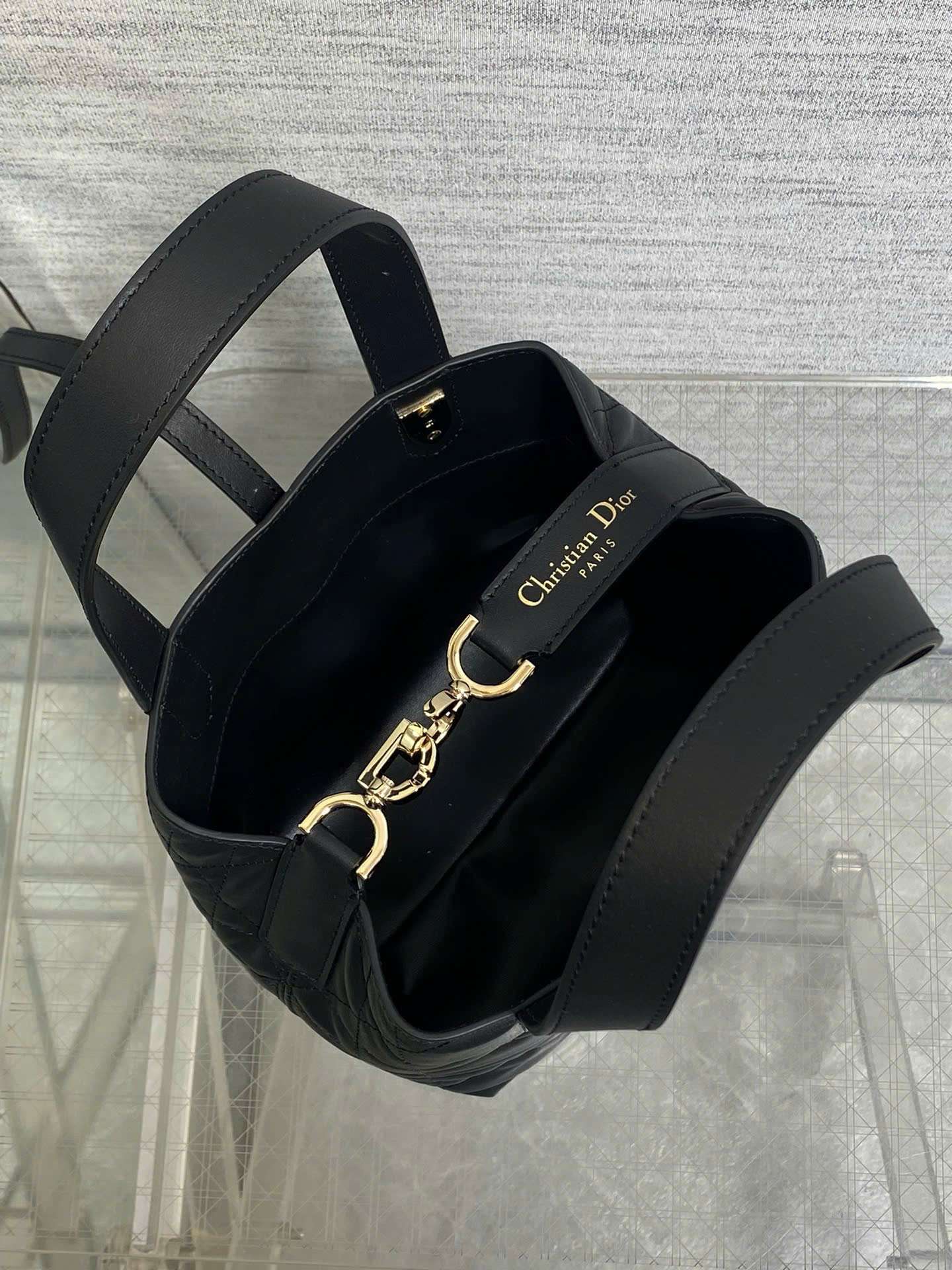 디올 Toujours 여성 크로스백