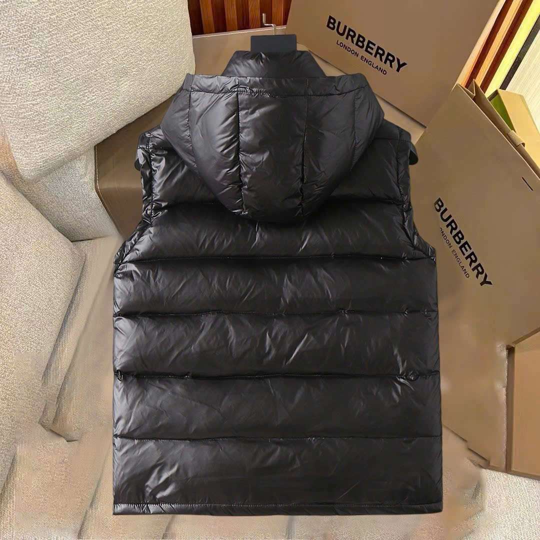 몽클레르 가슴 로고 남성 조끼