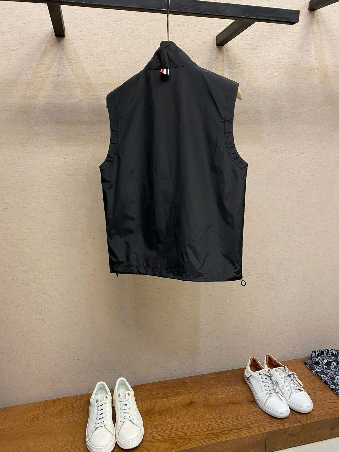 몽클레르 가슴 로고 남성 조끼