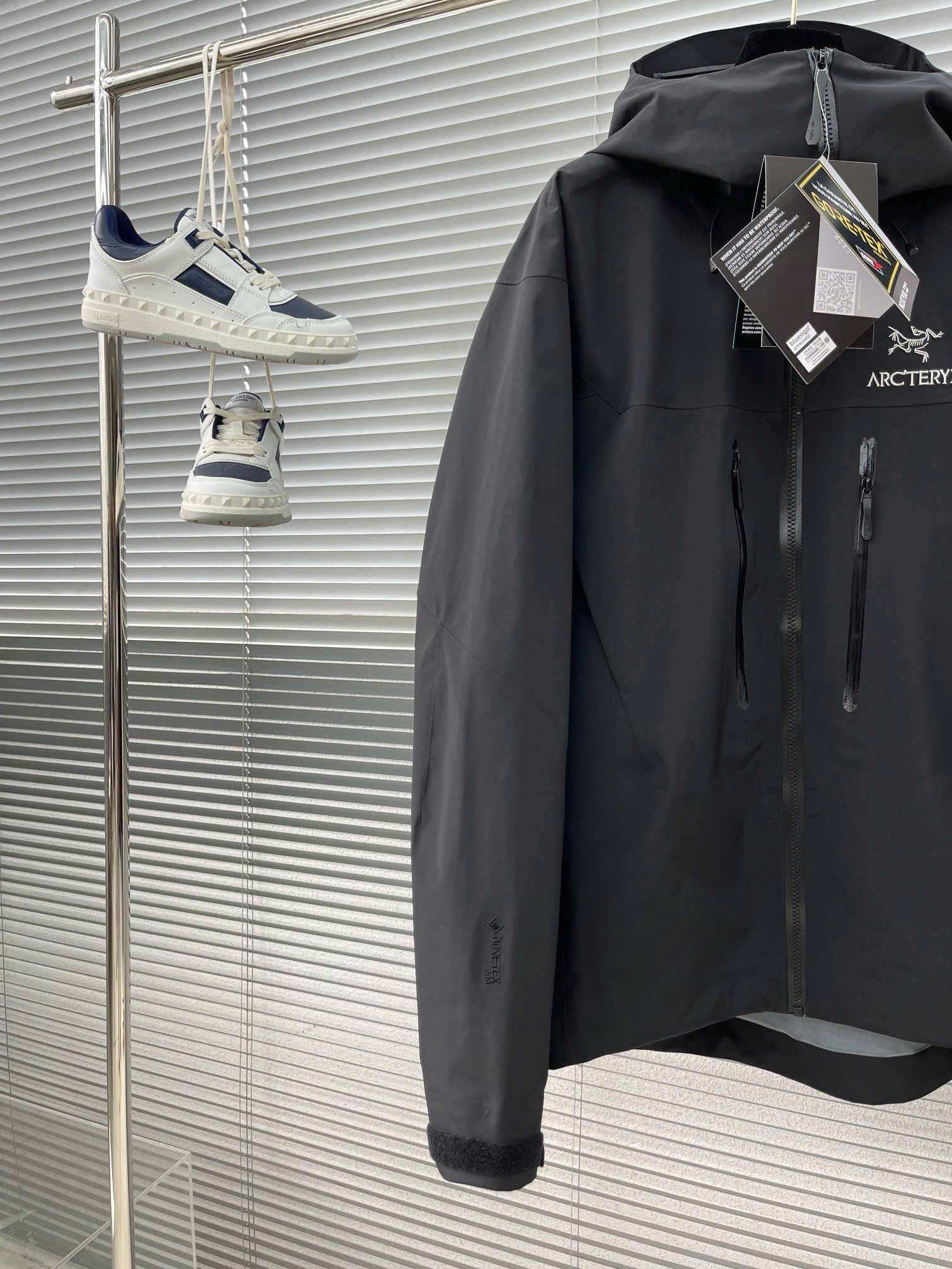 아크테릭스 Alpha GORE-TEX Pro 남성 바람막이