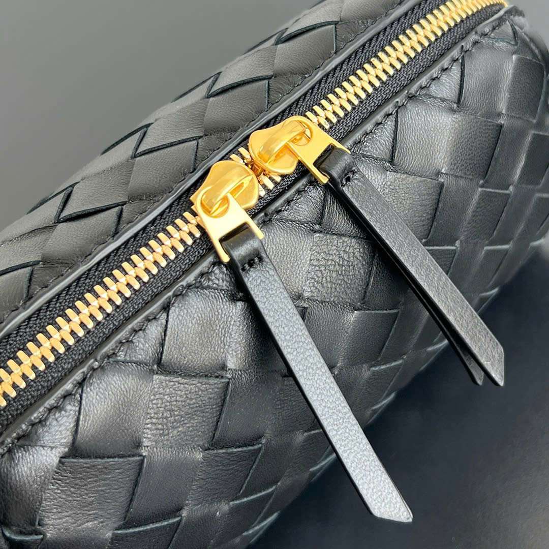 보테가 Intrecciato 여성 블랙 가방