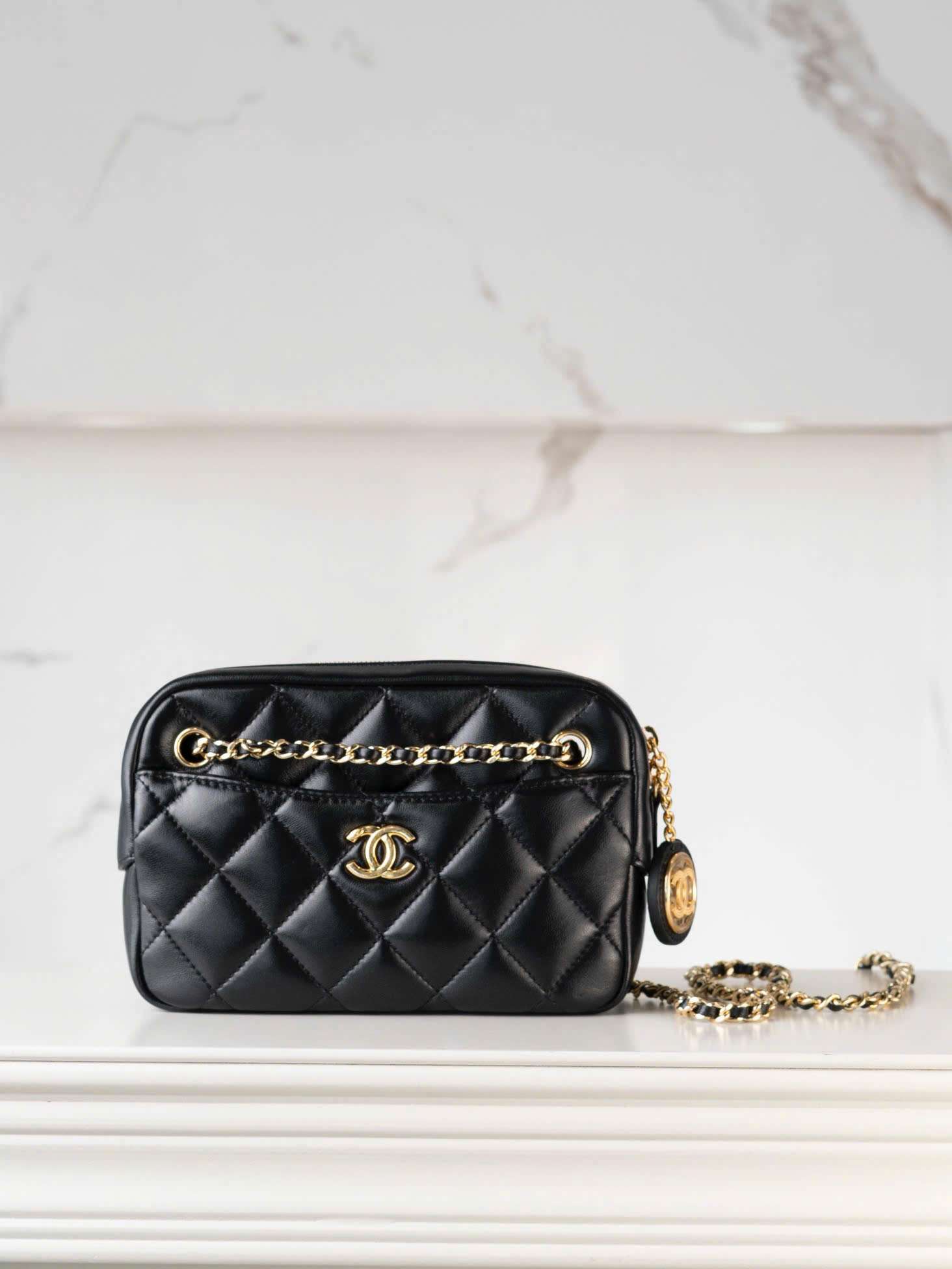 샤넬 Shiny Lambskin 금장 여성 숄더백