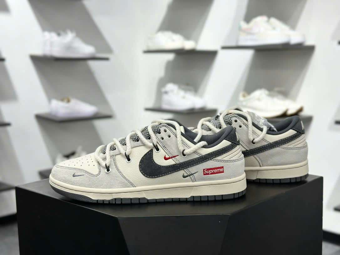 나이키 SB DUNK LOW x SUPREME 남여공용 스니커즈