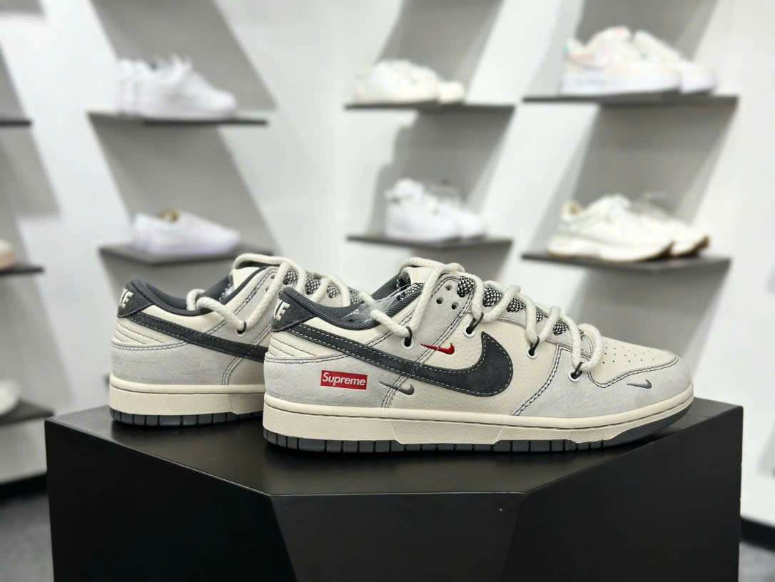 나이키 SB DUNK LOW x SUPREME 남여공용 스니커즈