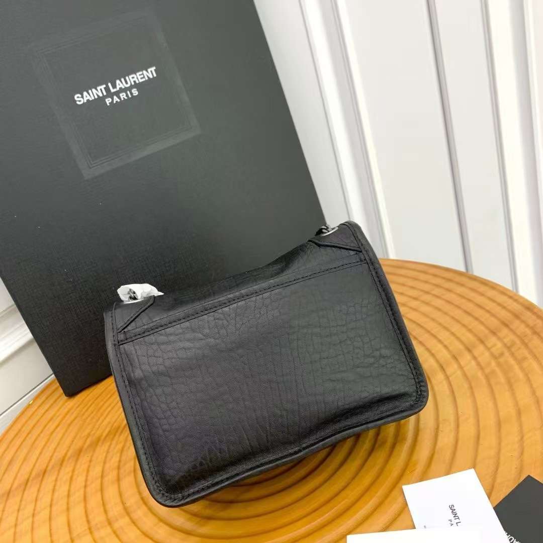 입생로랑 Niki Medium In Grained Lambskin 여성 가방