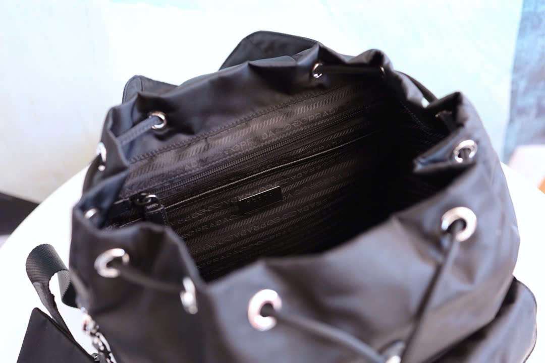 프라다 SAFFIANO 여성 백팩