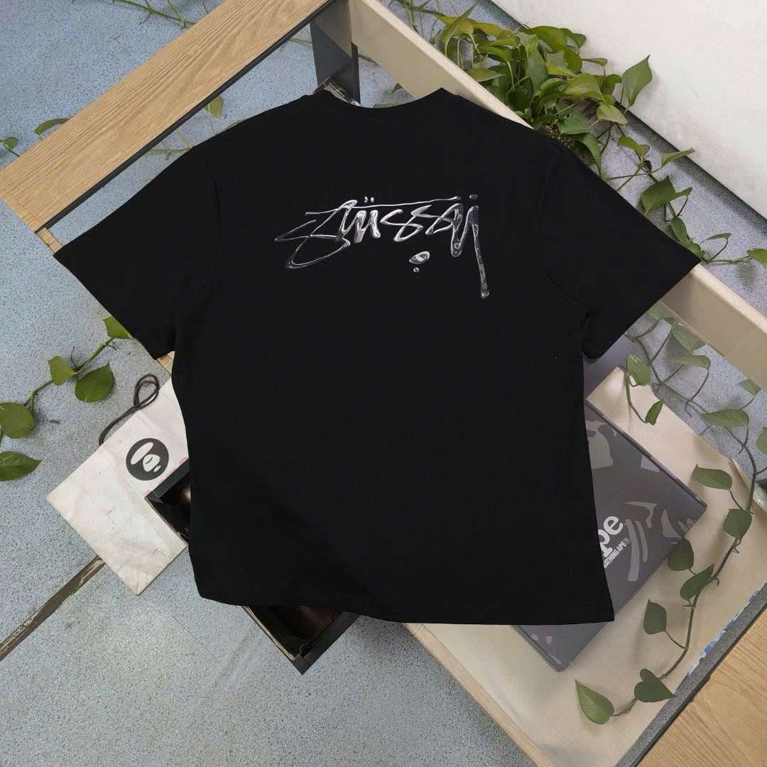 스투시 앞뒤 로고 남여공용 반팔티 (2컬러)