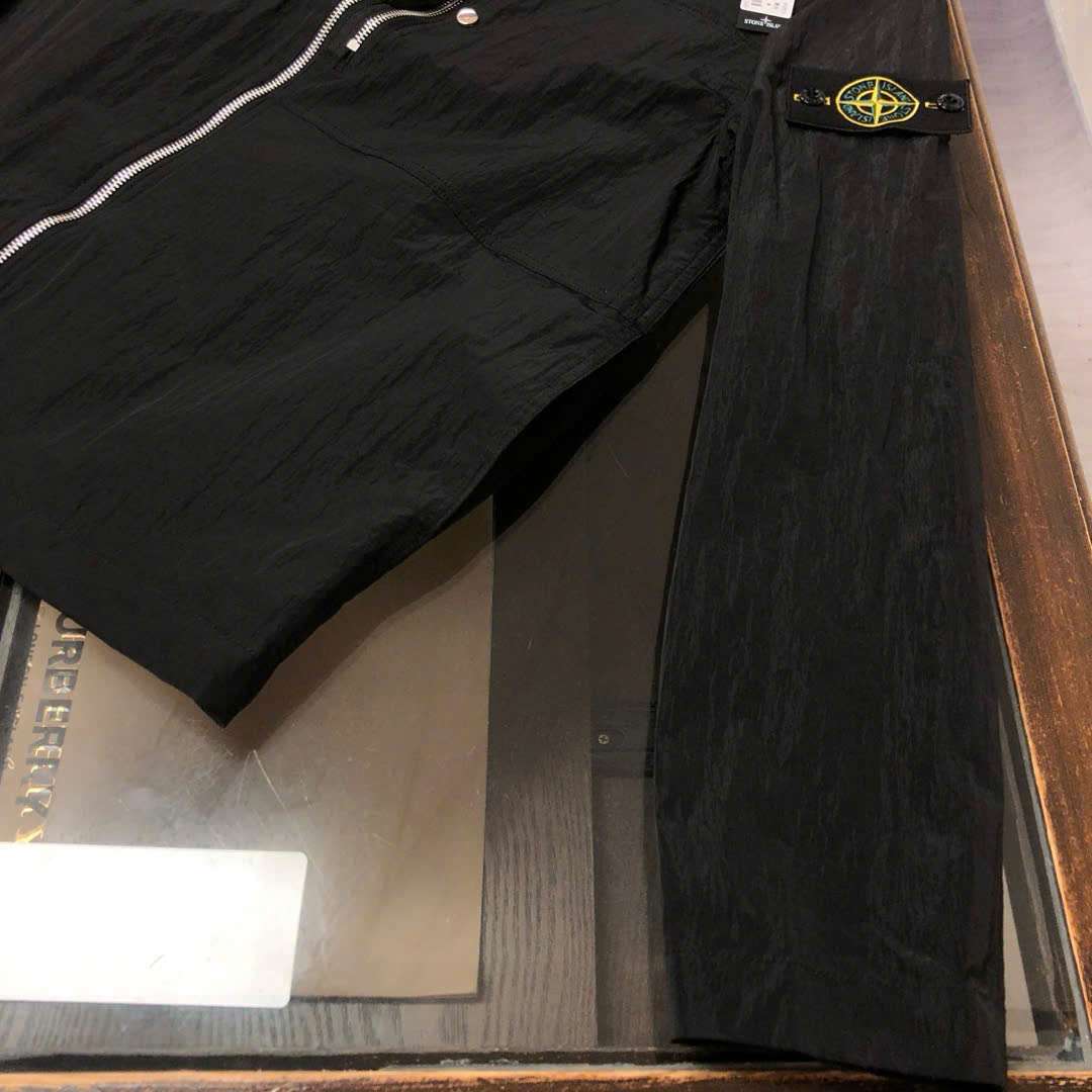 스톤아일랜드 소매 로고 남성 자켓