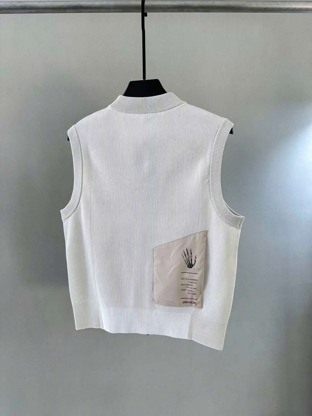 어메이징크리 시그니처 로고 남성 골프 조끼 (2컬러)