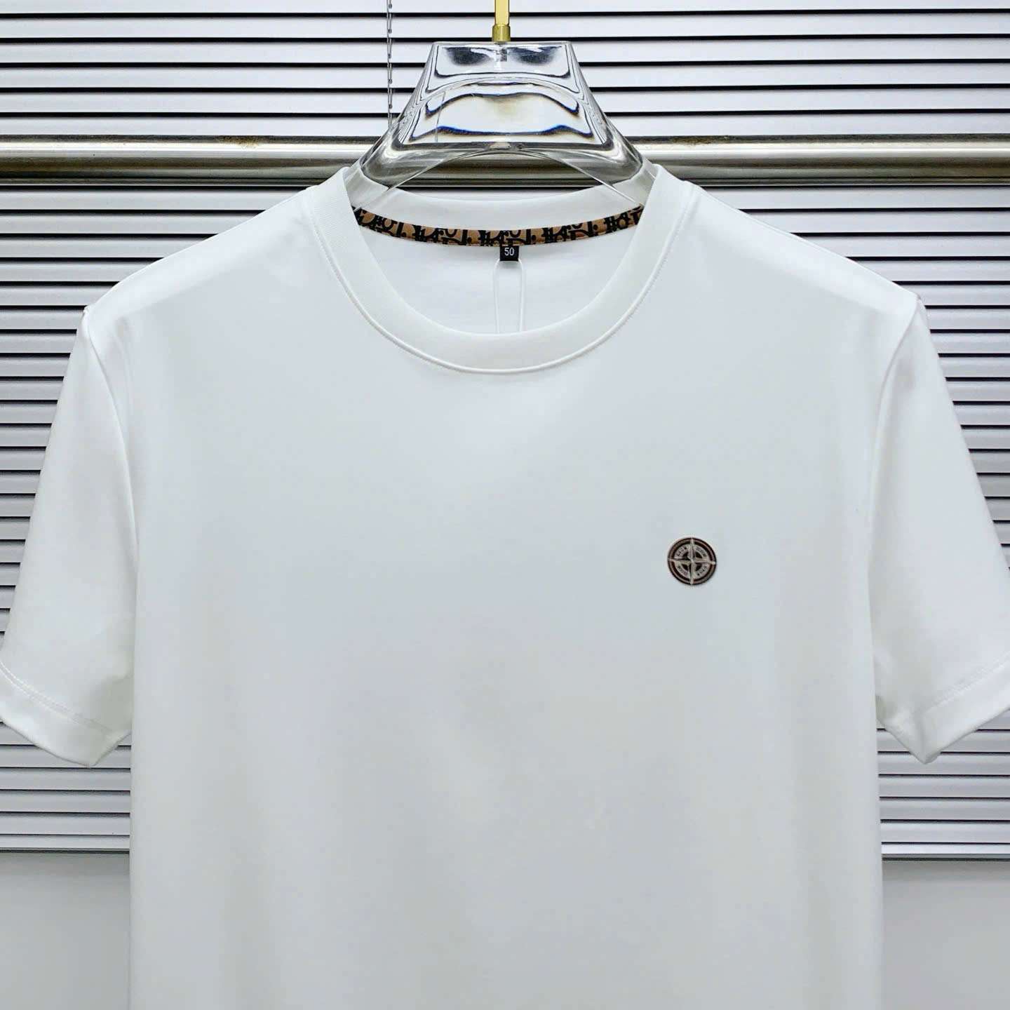 디올 가슴 로고 남성 반팔티