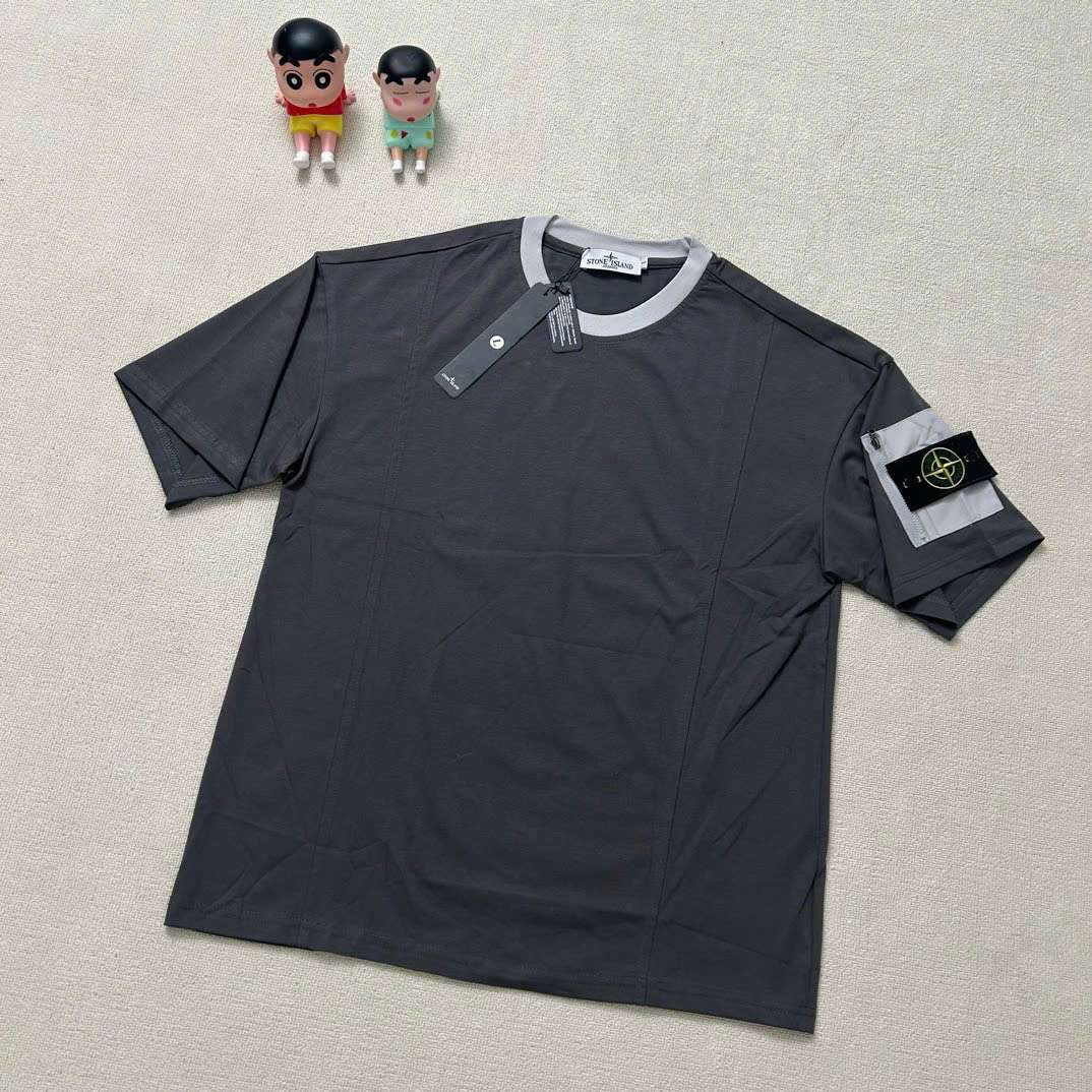 스톤아일랜드 소매 로고 남성 반팔티