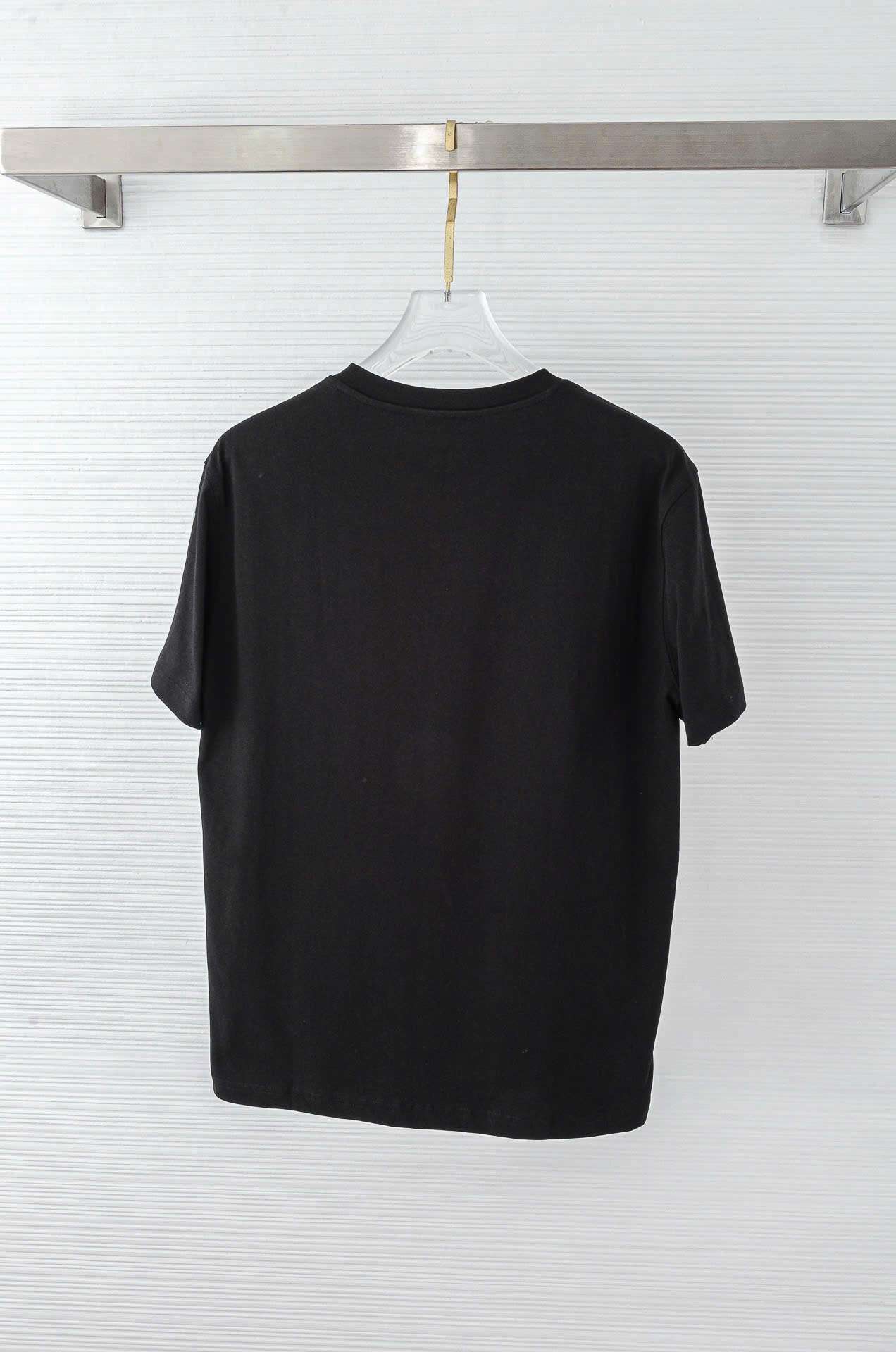 몽클레르 가슴 & 소매 로고 남성 반팔티 (2컬러)